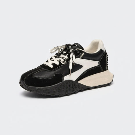 Amelia・Boost Your Height (2.8 in) — black and white side view 5