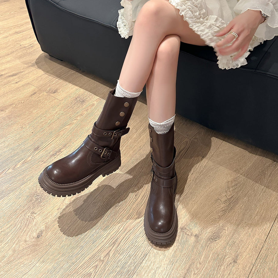 Beatrice・Boost Your Height (3.2 in) — brown lifestyle view 5