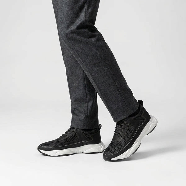 Briar・Boost Your Height (2.3 in / 3.1 in) — black and white lifestyle view 4