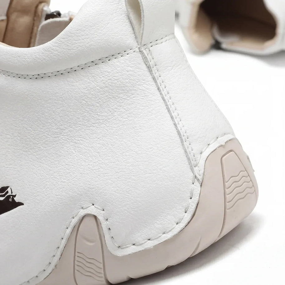 Darcy・Everyday Sneakers — white detail view 4