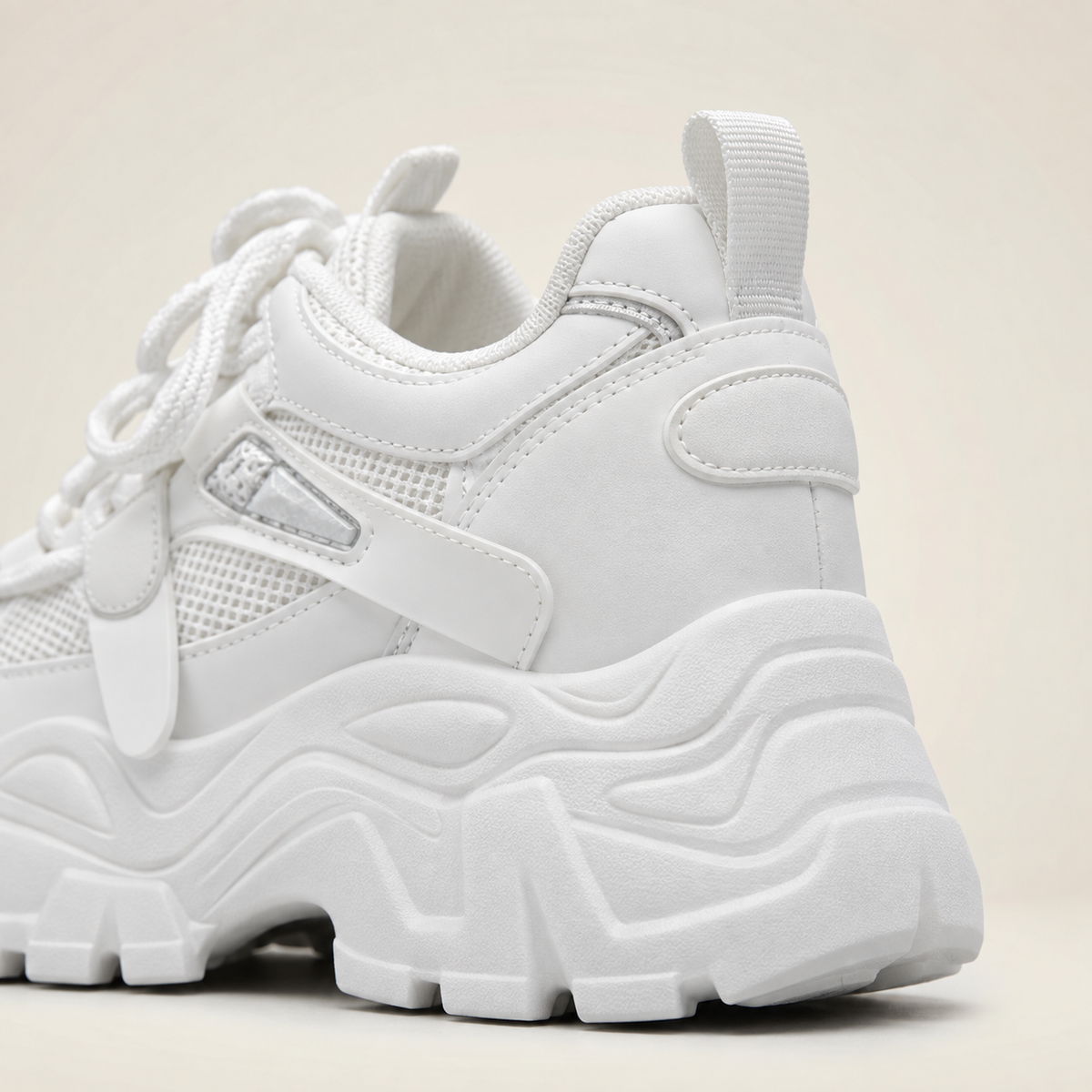 Women's Chunky Platform Dad Sneakers - White - heel detail