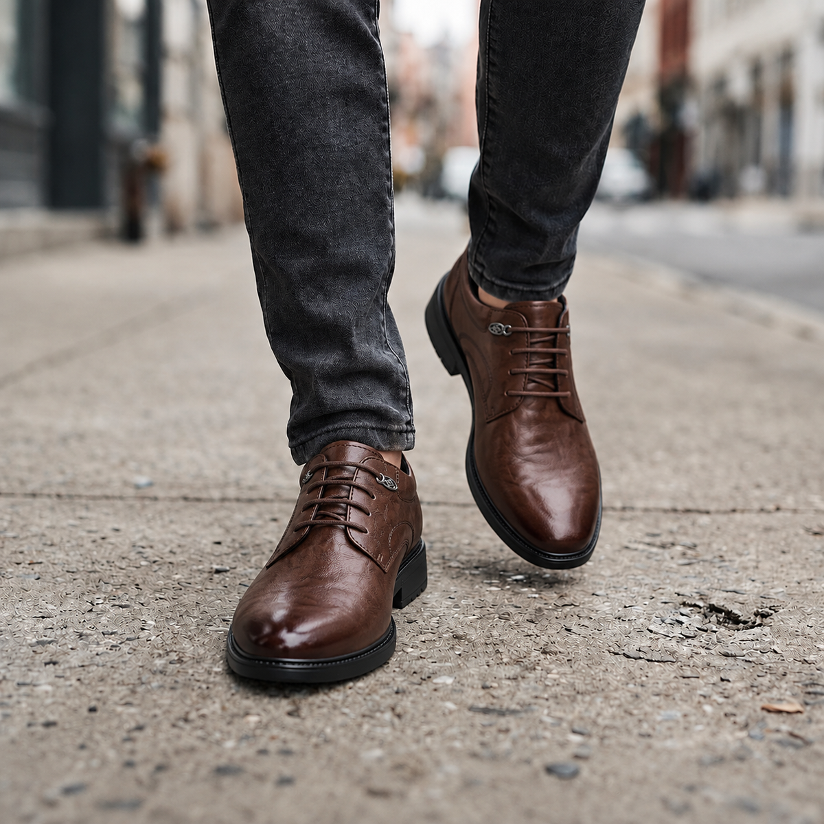 Men's Classic Elevator Oxford Shoes - Brown - street lifestyle